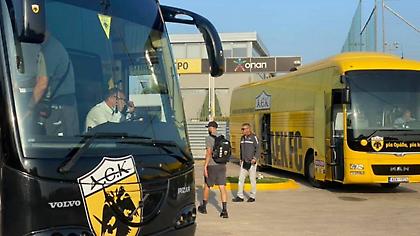 Με δύο πούλμαν στο «Ελ. Βενιζέλος» η ΑΕΚ (pic)