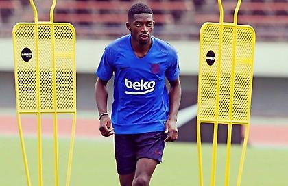 «Γλυκοκοιτάζει» Ντεμπελέ η Μάντσεστερ Γιουνάιτεντ