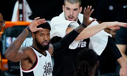 Πολ Τζορτζ: Η ομιλία μετά τον αποκλεισμό έφερε… απορία και αμηχανία