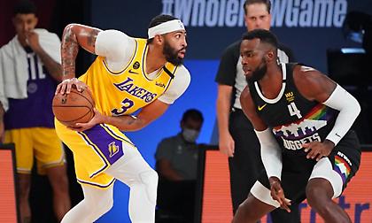 Μια νίκη από τους τελικούς οι Λέικερς