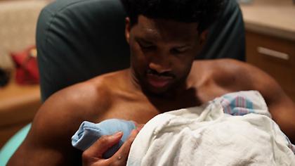 Έγινε πατέρας ο Εμπίντ (pic)