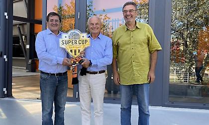 Πήγε την κούπα στον Δήμαρχο και τον Περιφερειάρχη ο Προμηθέας Πάτρας