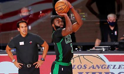 «Διπλός» Μπράουν έπιασε κορυφή στο Top-5 του NBA