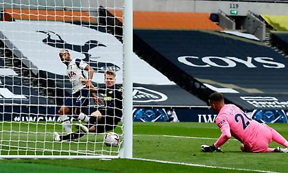 VARεσε στην εκπνοή την Τότεναμ η Νιούκαστλ!