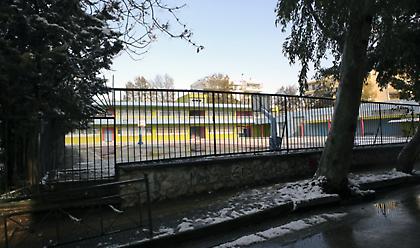 Αμφιλοχία: Μαθητής στο νοσοκομείο από υπερκατανάλωση αλκοόλ σε κατάληψη - Συνελήφθη ο πατέρας