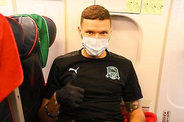 Πέταξε για Θεσσαλονίκη η Κράσνονταρ (pics)