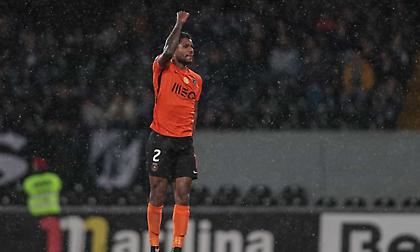 «Καμπάνα» Ρίο Άβε σε Ματέους Ρέις επειδή… βιαζόταν να πάει στον Ολυμπιακό