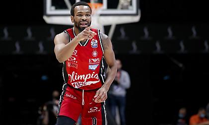 Νοκ-άουτ ο Πάντερ, «τρέχει» για Ολυμπιακό