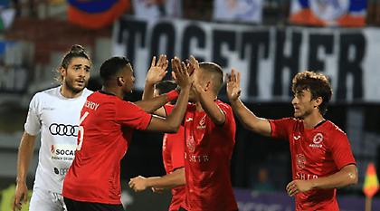 Στην Κύπρο το Αραράτ-Ερυθρός Αστέρας