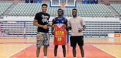 Γιάννης Αντετοκούνμπο: «Μας χαιρετούν στη Μούρθια λόγω του Άλεξ, όχι γιατί είμαστε NBAers»