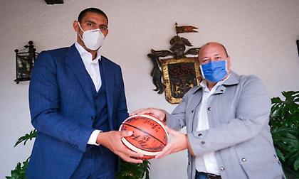 Στο Μεξικό και την Άστρος ο Αγιόν!