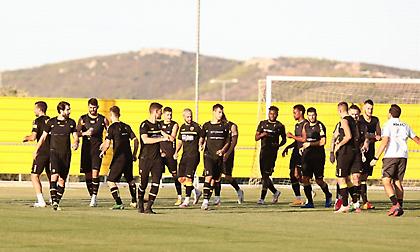 Η αποστολή της ΑΕΚ για Βόλφσμπουργκ