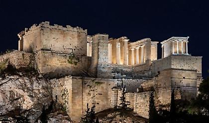 Πιο λαμπερή από ποτέ η Ακρόπολη (φωτο+βίντεο) - Δείτε το live