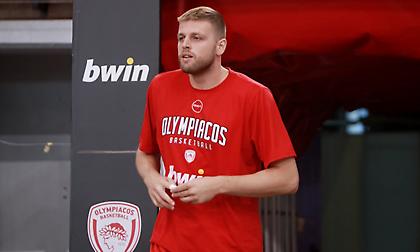 Με Χαραλαμπόπουλο η δωδεκάδα του Ολυμπιακού