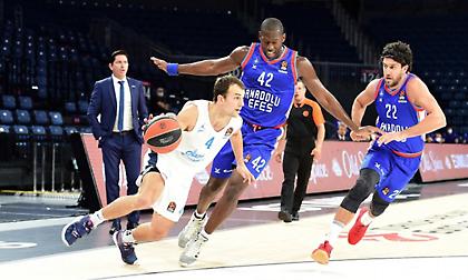 Πρώτο «μπαμ» στη Euroleague από τη Ζενίτ