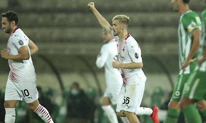 Δραματική πρόκριση στα πέναλτι για τη Μίλαν (video)