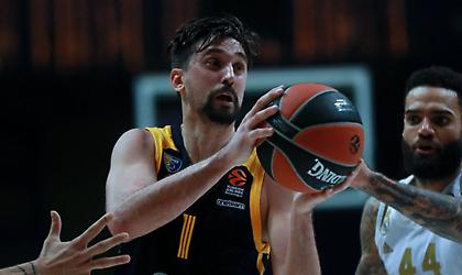 Εκτός οι Σβεντ και Μονρό κόντρα στον Παναθηναϊκό!