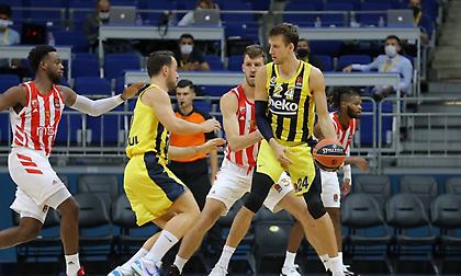 Με το δεξί η Φενέρ στην πρεμιέρα κόντρα τον Ερυθρό Αστέρα