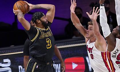 Άνετο 2-0 για Λέικερς επί των ελλιπών Χιτ