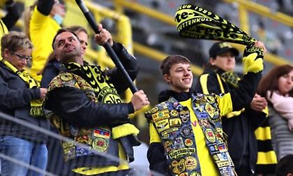 Σαν να μην… πέρασε μια μέρα, 11.500 φίλοι της Ντόρτμουντ στο γήπεδο