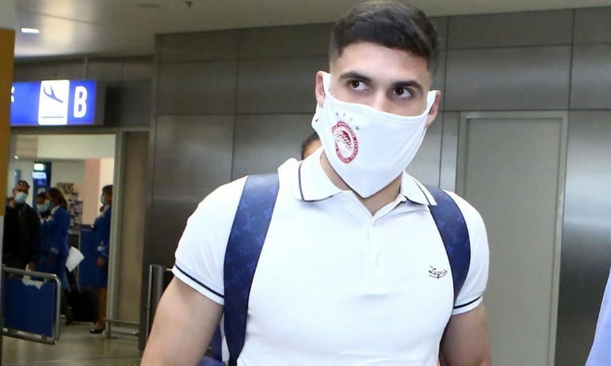 Έφτασε Ελλάδα ο Βινάγκρε για τον Ολυμπιακό!