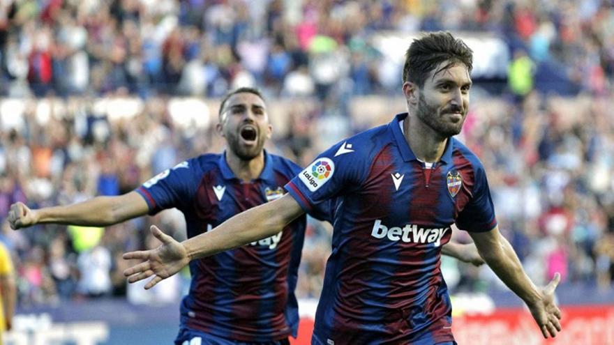 «Έκανε πρόταση στη Λεβάντε για τον Καμπάνια ο Ολυμπιακός»