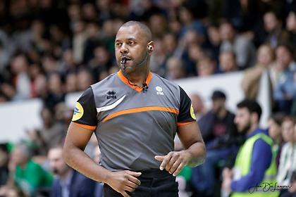 Οι διαιτητές στο ΑΕΚ-Μπούργος