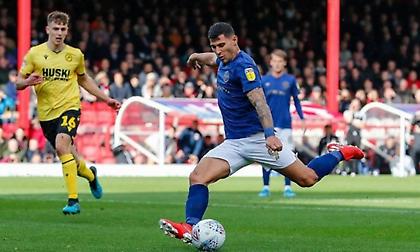 Υπογράφει στη Ντεν Χάαγκ ο Καρέλης!