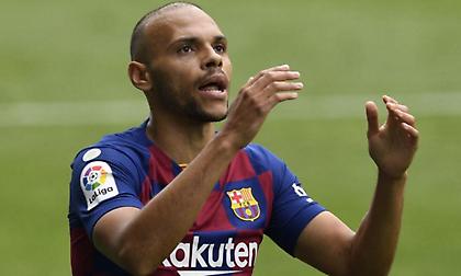 Μετά τον Σουάρες, στον... Μπρέθγουεϊτ το «9» της Μπαρτσελόνα (pic)
