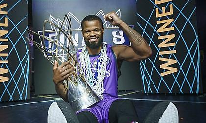 Κουκ: «Ήμουν έτοιμος να πάρω τα ελεύθερα τρίποντα» (videos)