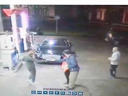 Υπέροχος Σαλάχ, υπερασπίστηκε άστεγο και του έδωσε χρήματα!