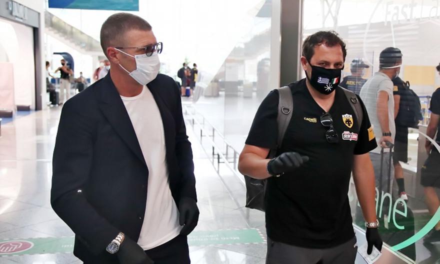 Κολονέλο: «Η ΑΕΚ στο γήπεδο δεν έχει μόνο 11 παίκτες»