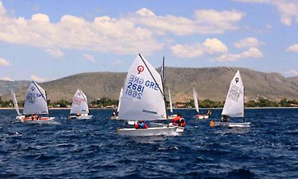 Τρία πανελλήνια πρωταθλήματα και μία πανελλήνια πρόκριση στα Όπτιμιστ