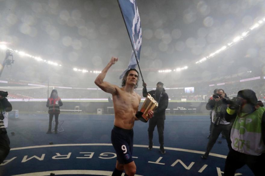 Καβάνι: «Σαν Έλληνας Θεός, δεν έχει ίχνος λίπους»!