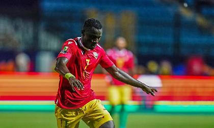 Μπάχαλο στην εθνική Γουϊνέας, επιστρέφει νωρίτερα ο Καμαρά