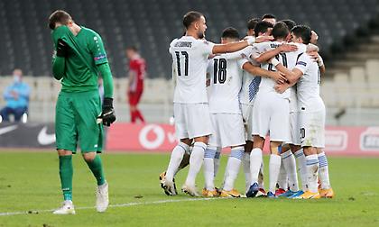 Σοβαρεύτηκε στο δεύτερο μέρος και νίκησε η Ελλάδα