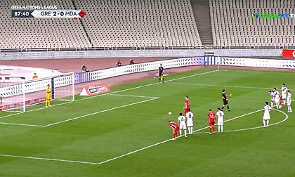 Το πέναλτι που απέκρουσε ο Βλαχοδήμος