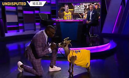 Ο Λεμπρόν έγινε… GOAT στην κυριολεξία (video)