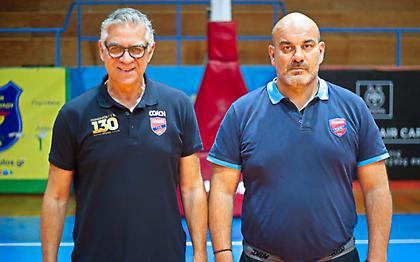 Ο Μελέτης στον πάγκο του Πανιωνίου στη Β' Εθνική