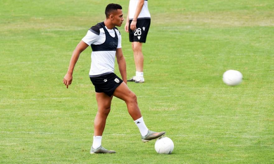 Εκτός σημερινού προγράμματος ο Ζαμπά στον ΠΑΟΚ