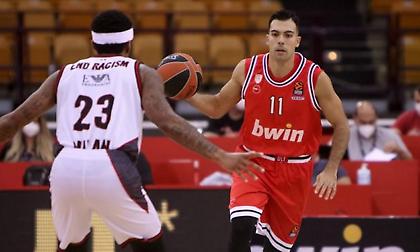 Κώστας Σλούκας: Ηγετική εμφάνιση με πρώτο νταμπλ-νταμπλ στον Ολυμπιακό!