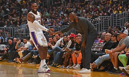 ΛεΜπρόν Τζέιμς για Κόμπε: «Ελπίζω να σε έκανα υπερήφανο»