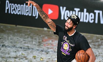 Υπογράφει νέο συμβόλαιο με τους Λέικερς ο Άντονι Ντέιβις!