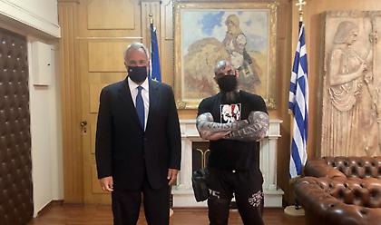 Βορίδης: Σε κακούργημα μετατρέπεται το αδίκημα του βασανισμού ζώων