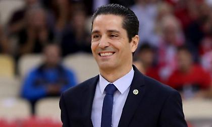 Γιάννης Σφαιρόπουλος: Η «κόκκινη» ιστορία ενός αγαπημένου προσώπου στον Ολυμπιακό