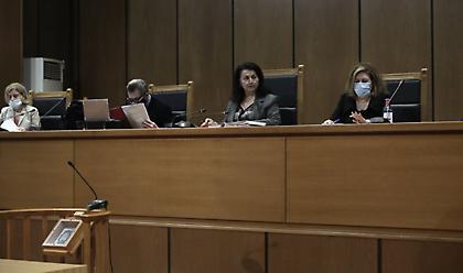 Καταδίκη Χρυσής Αυγής: Να κρατήσετε «πισινή», ζήτησε από το δικαστήριο ο συνήγορος του Παππά
