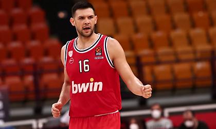 Η φανταστική ασίστ του Παπανικολάου στον Μάρτιν! (video)