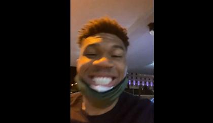 Ο Γιάννης υποδέχθηκε τον πρωταθλητή, Κώστα, στο «Ελ. Βενιζέλος»