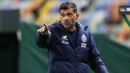 «Κράξιμο» στους παίκτες της Πόρτο από Κονσεϊσάο