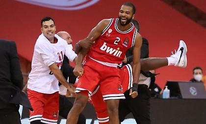 Κεντάκι για το Buzzer Beater του Χάρισον: «Σαν να το έχουμε ξαναδεί αυτό» (video)